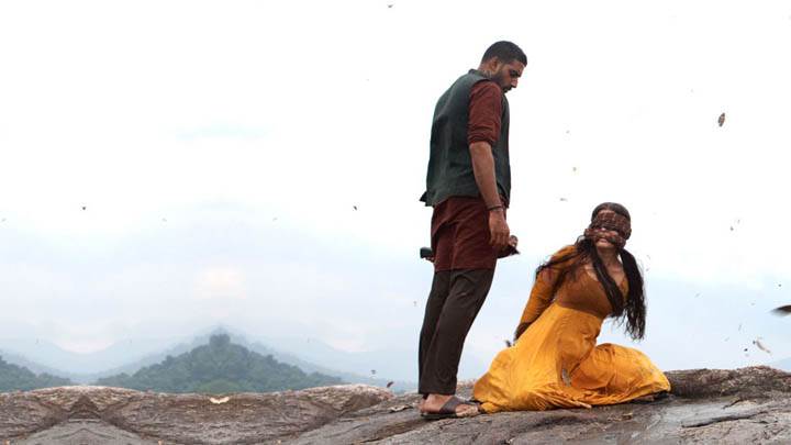 Abhishek Abducted Aishwarya In Movie Raavan