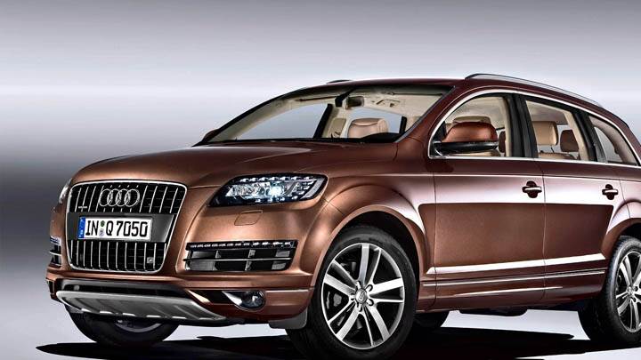 2010 Audi Q7 30 TDI Brown Color Front Side Pose