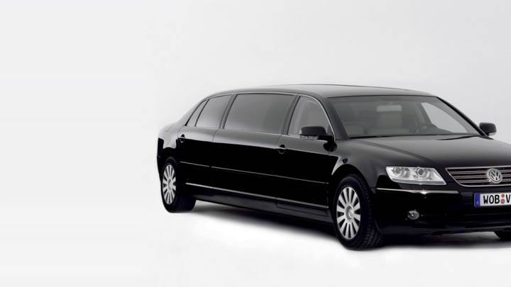 Volkswagen Phaeton Lounge Black Car