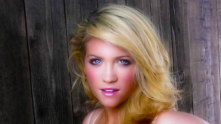 Brittany Snow In Wooden House Wet Pink Lips