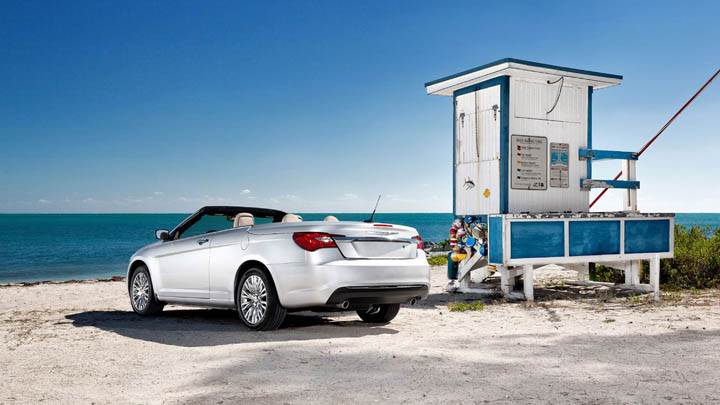 Chrysler 200 Convertible 2011 Near Beach Back Pose
