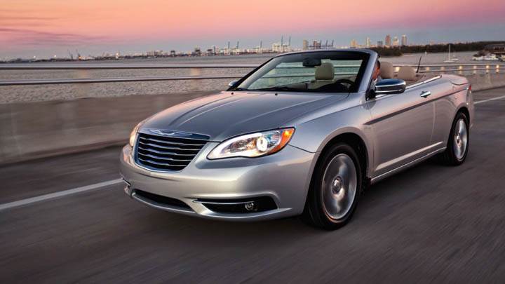 Chrysler 200 Convertible Front Pose on Highway