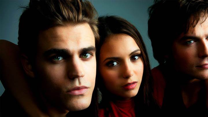 Elena Cute Face With Stefan Damon