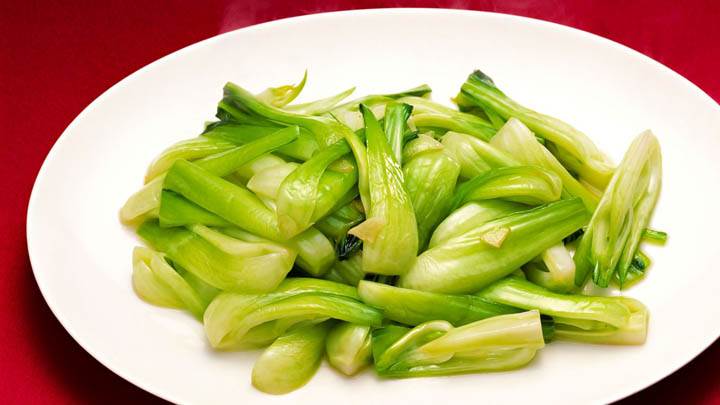 Green Leaves In White Plate
