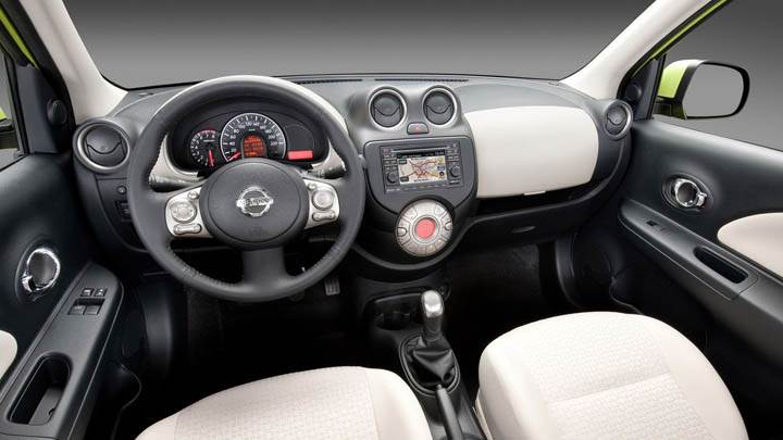 Nissan Micra Tekna 2011 Interior