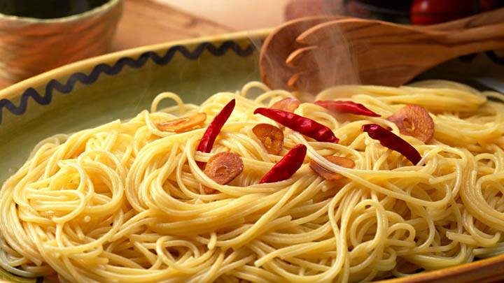 Served Noddles With Red Chilli