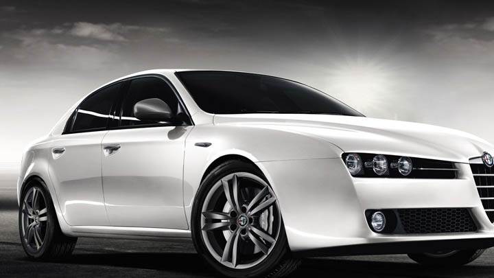2011 Alfa Romeo 159 2 0 JTDM White Side Front