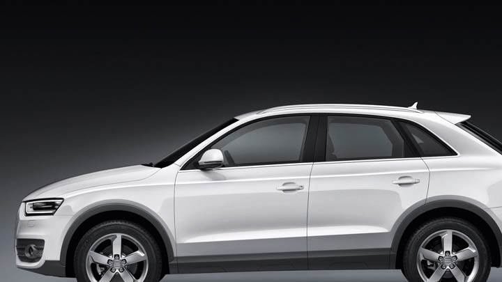 2012 Audi Q3 Side View