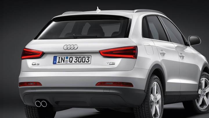 Audi 2012 Q3 Back Pose