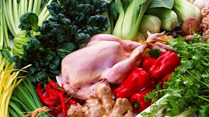 Chicken Between the Vegetables