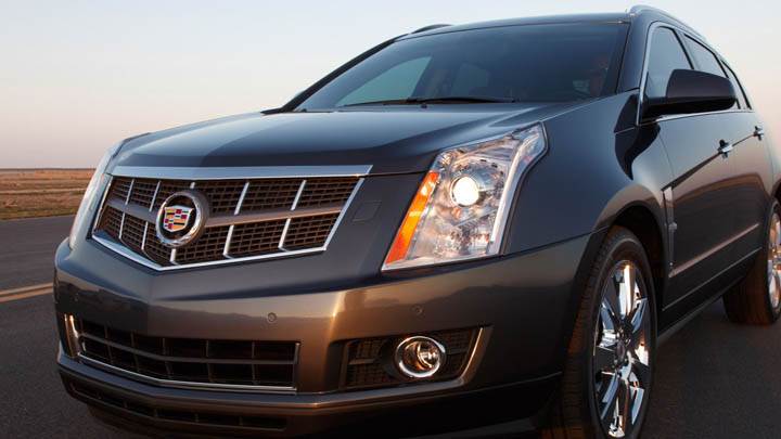 Cadillac SRX 2011 Front Closeup