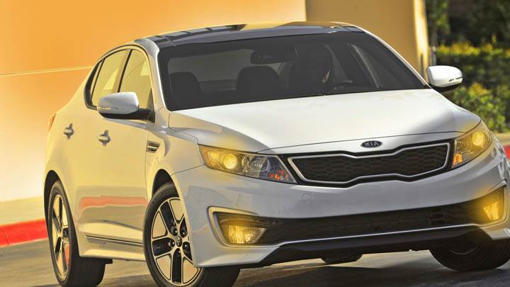 Kia Optima Hybrid Front View