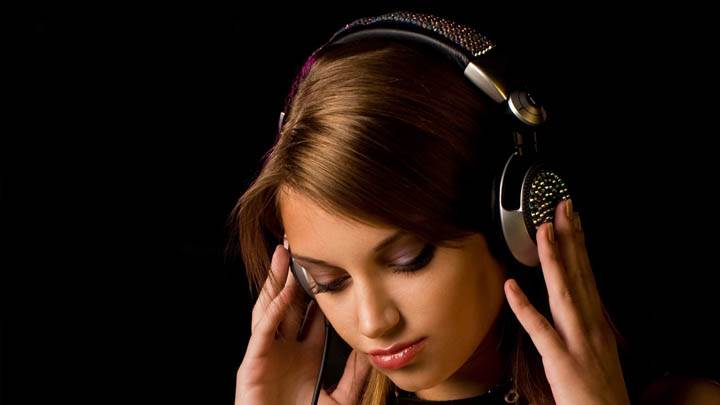 Listening Music in Headphones