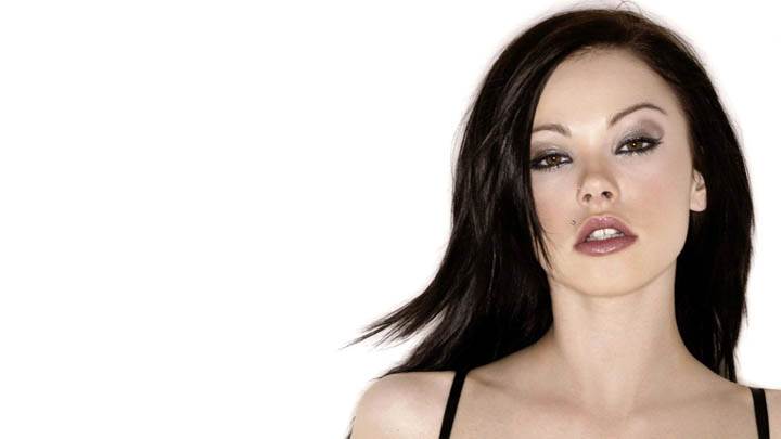 Vikki Blows Wet Pink Lips Photo