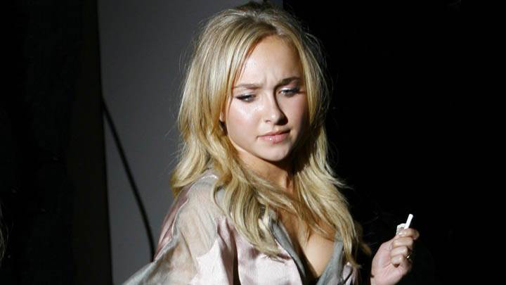 Hayden Panettiere Holding A Cigarettes
