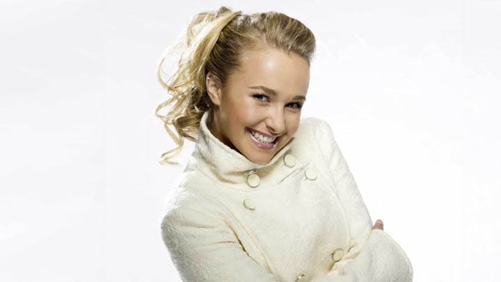 Hayden Panettiere Laughing Cute Face In White Dress