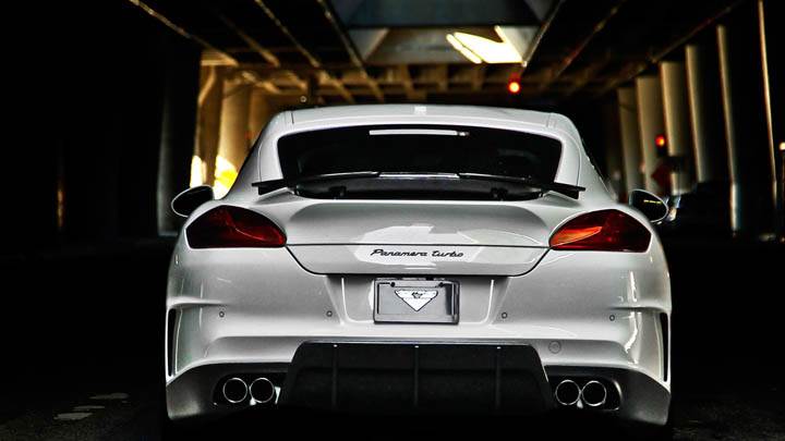 Porsche V-PT Panamera – Back Closeup