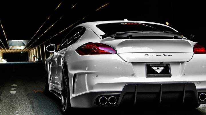 Porsche V-PT – Side Back Pose Closeup