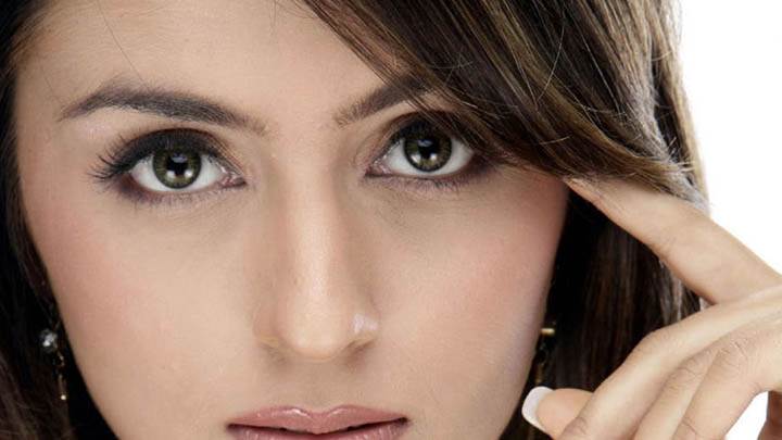 Aarti Chhabria Looking Front Cute Face Closeup