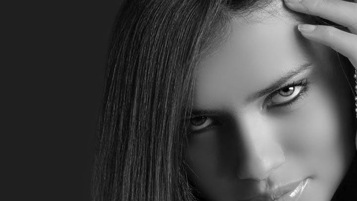 Adriana Lima Wet Lips & Cute Eyes Face Closeup