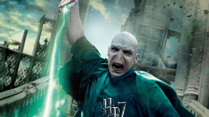 Ralph Fiennes Attacking In Harry Potter And The Deathly Hallows Part 2