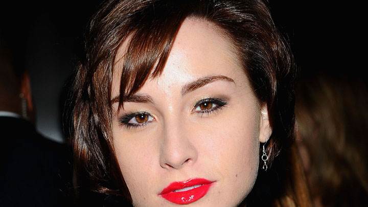 Allison Scagliotti Red Lips Smiling Face Closeup
