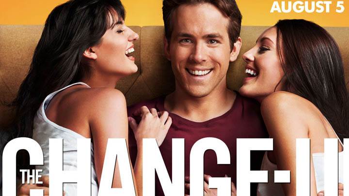 The Change-Up – Ryan Reynolds Sitting With Girls