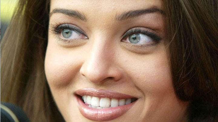 Aishwarya Rai White Teeth And Face Closeup
