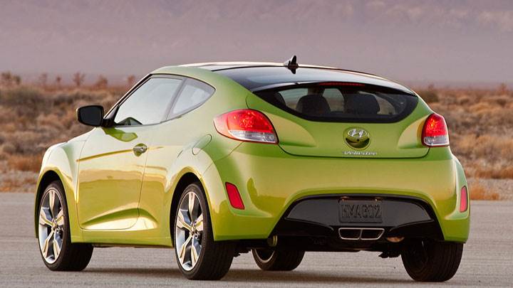 Hyundai Veloster Green Color Back