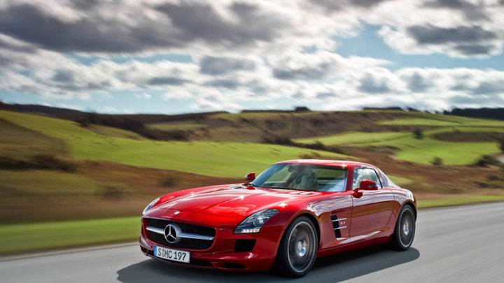 Mercedes Benz SLS Amg Running On Highway