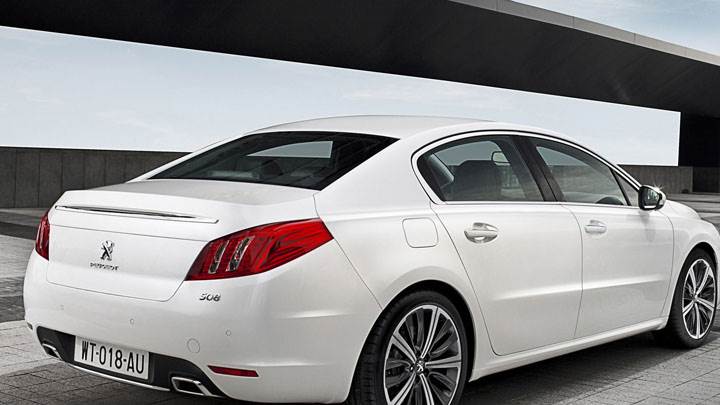 Peugeot 508 Saloon Back Pose in White Color
