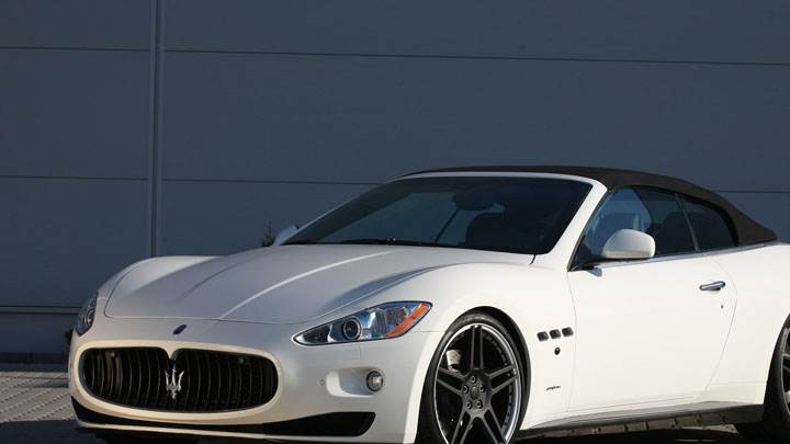 White Novitec Maserati Grancabrio Front Side