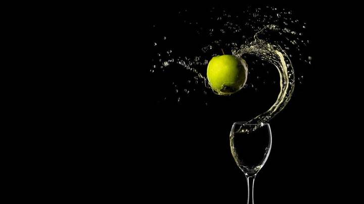 Wine Glass With Fruit