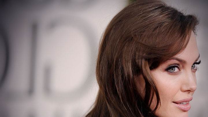 Angelina Jolie Looking Back Face Closeup