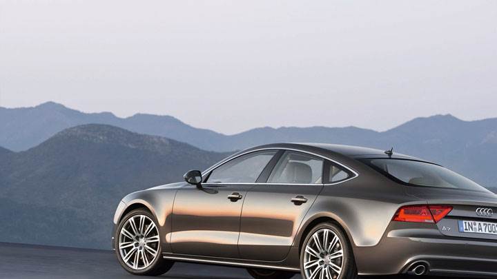 Audi A7 Sportback Side Back Pose Near Hills