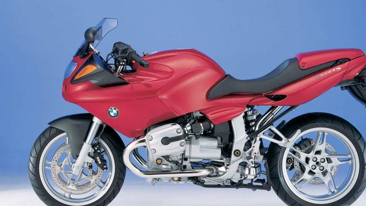 BMW R1100S in Red Color