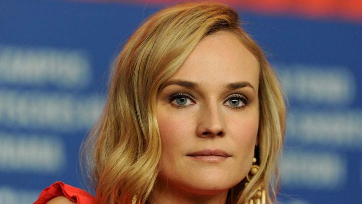 Diane Kruger Face Closeup And Golden Hairs