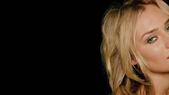 Diane Kruger Golden Hairs And Black Background Face Closeup