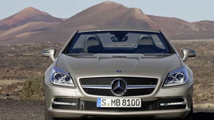 Front View of Golden Mercedes-Benz SLK 350