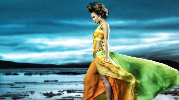 Jessica Alba In Colorful Long Dress Side Pose