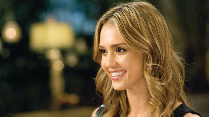 Jessica Alba Smiling Side Face Photoshoot