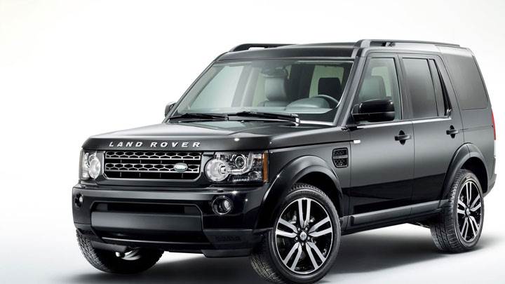 Land Rover Discovery Side Front in Black Color