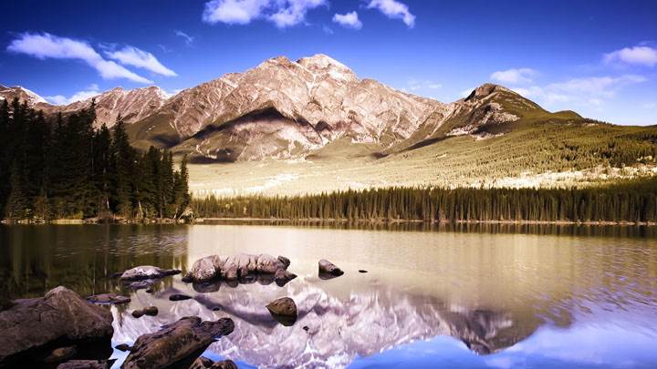 Reflective Mountains