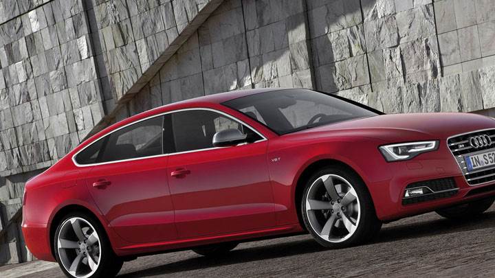 Side View of 2012 Audi S5 Sportback