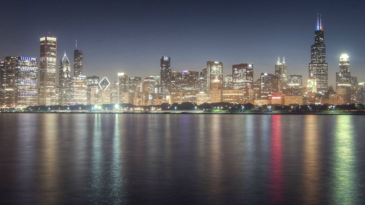 The Reflection Of Light Is Making Chicago More Beautiful